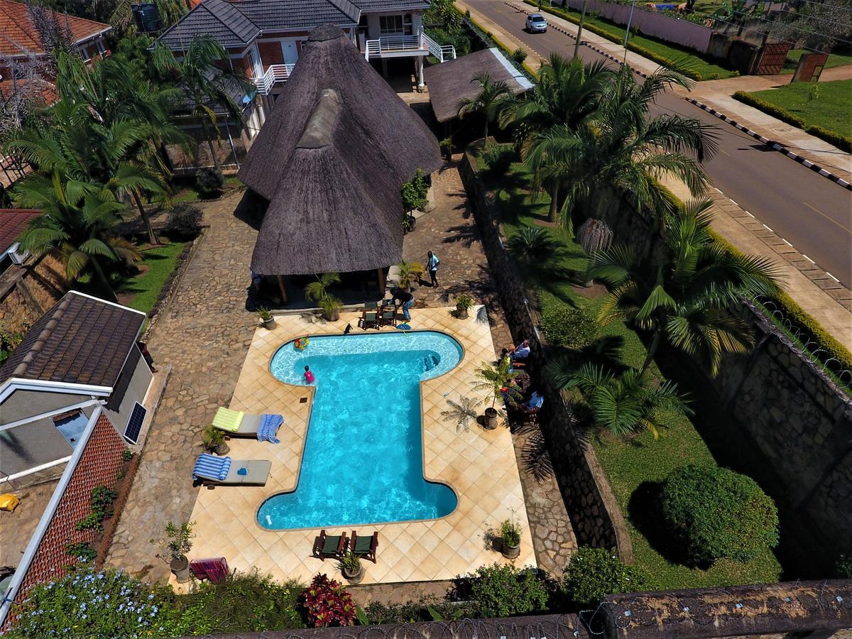 Entebbe Palm Hotel Exterior photo