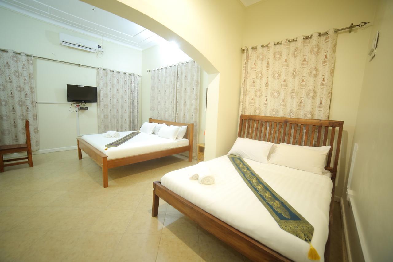 Entebbe Palm Hotel Exterior photo